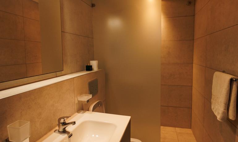 One-Bedroom Premium-SIG-AM601