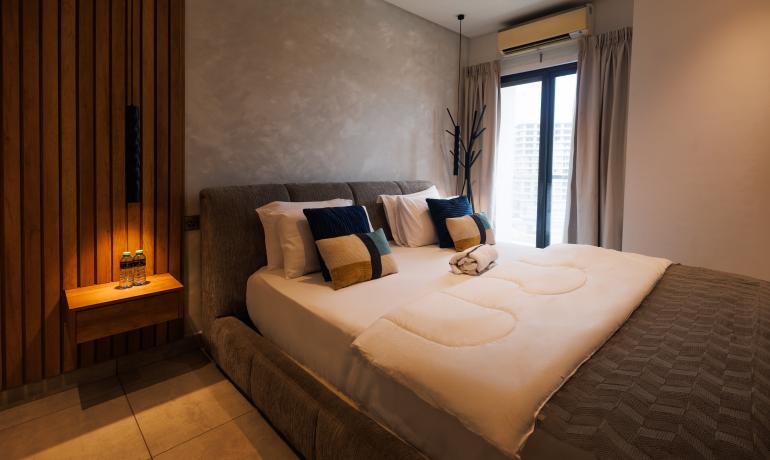 One-Bedroom Premium-SIG-AM601