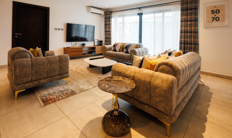 Premium Two Bedroom SIG_AK901