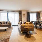 Premium Two Bedroom SIG_AK901