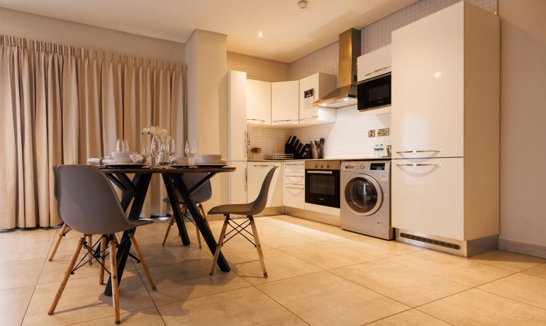 One Bedroom- Premium-SIG-AK905