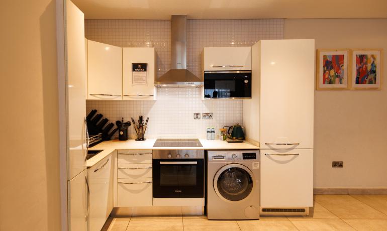 One Bedroom- Premium-SIG-AK905