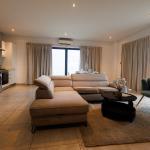 One Bedroom- Premium-SIG-AK906