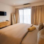 One Bedroom- Premium-SIG-AK906