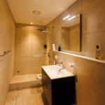 One Bedroom- Premium-SIG-AK906