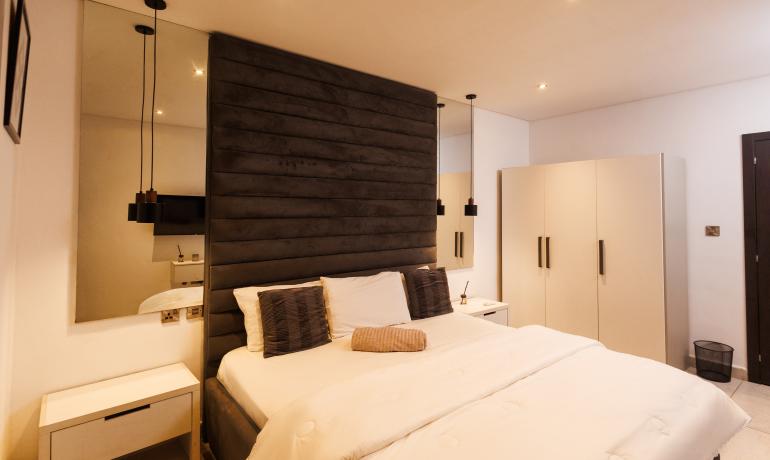 Two-Bedroom Standard- SIG_AM107