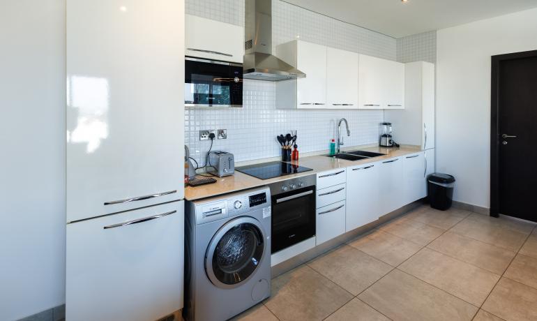 Three Bedroom Apartment- SIG_AM607