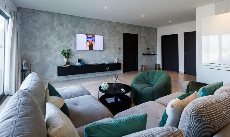 Three Bedroom Apartment- SIG_AM607
