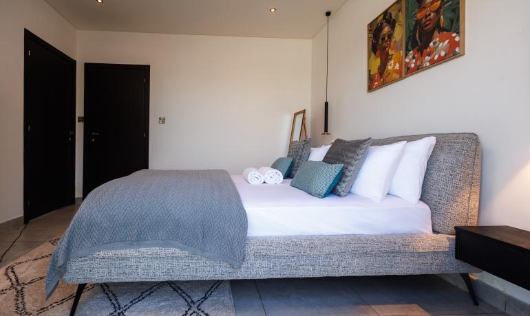 Three Bedroom Apartment- SIG_AM607