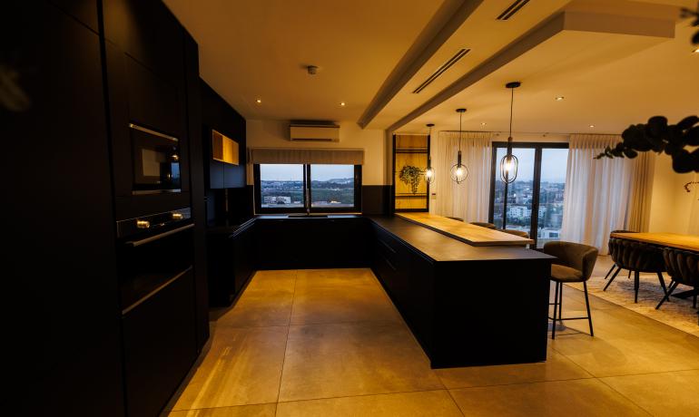Five Bedroom Penthouse-SIG-AKPH