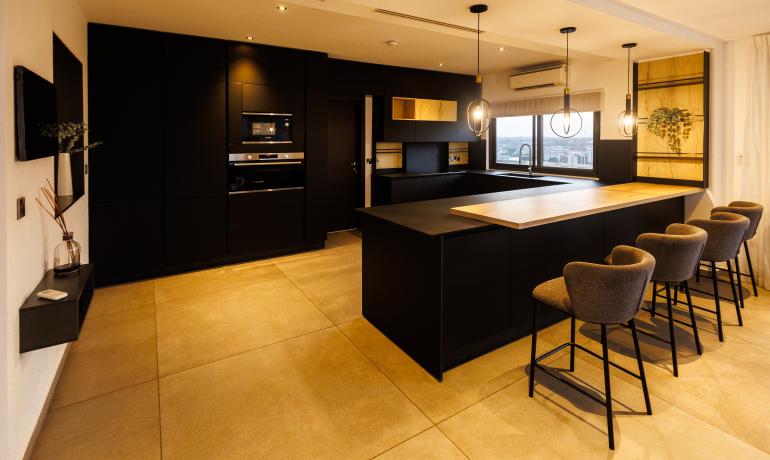 Five Bedroom Penthouse-SIG-AKPH