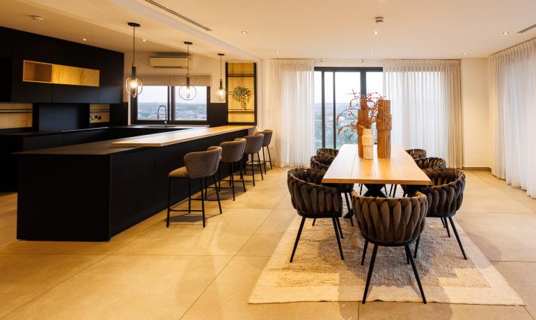 Five Bedroom Penthouse-SIG-AKPH
